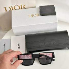 Picture of Dior Sunglasses _SKUfw77169617fw
